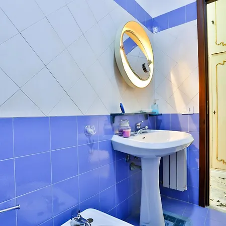 Guesthost - Partenope Stadium House * ナポリ