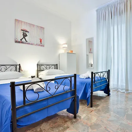 Guesthost - Partenope Stadium House